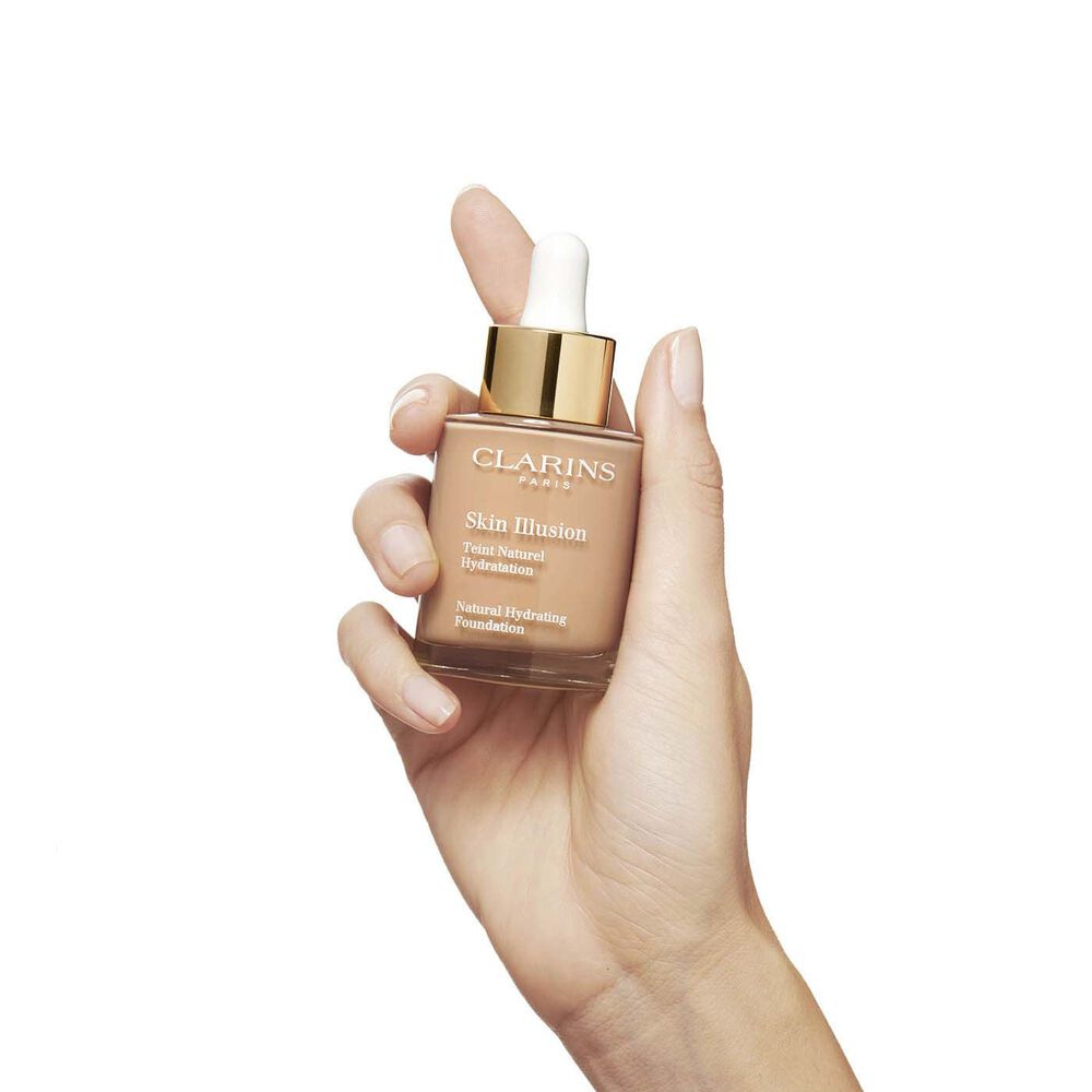 Clarins Skin Illusion SPF15 105 Nude